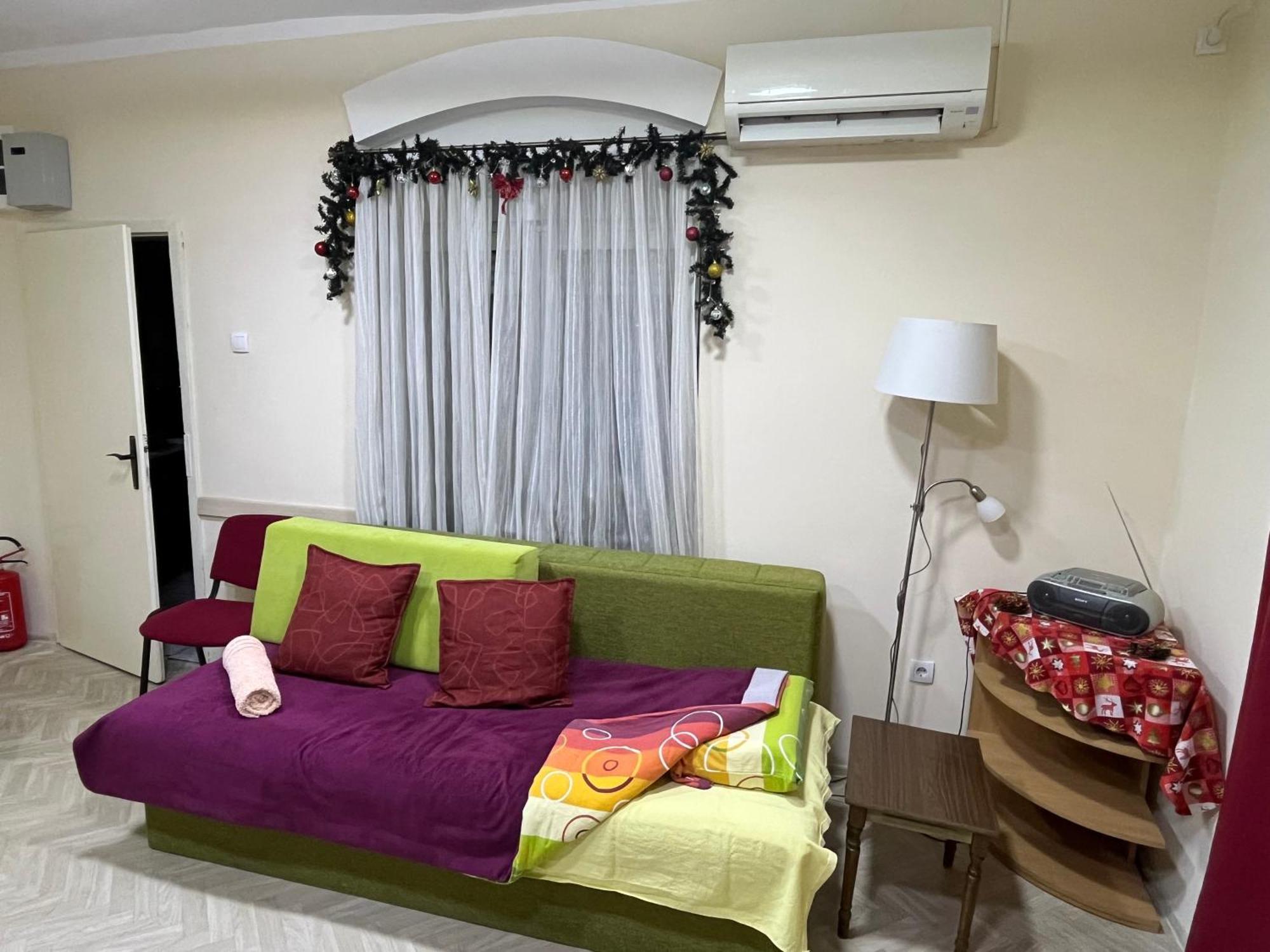 Cozy Apartment In The Center Of Novi Sad! Екстериор снимка